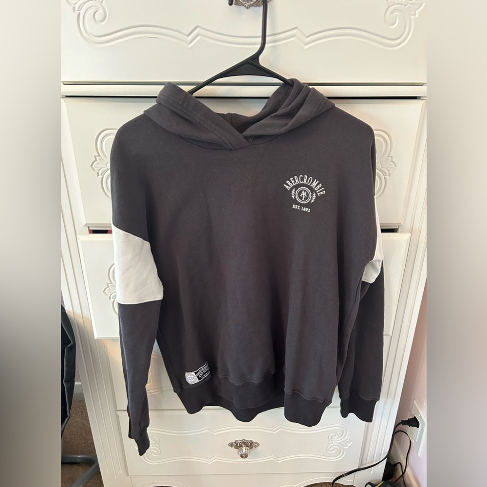 abercrombie sweatshirt, charcoal grey with white on sleeves